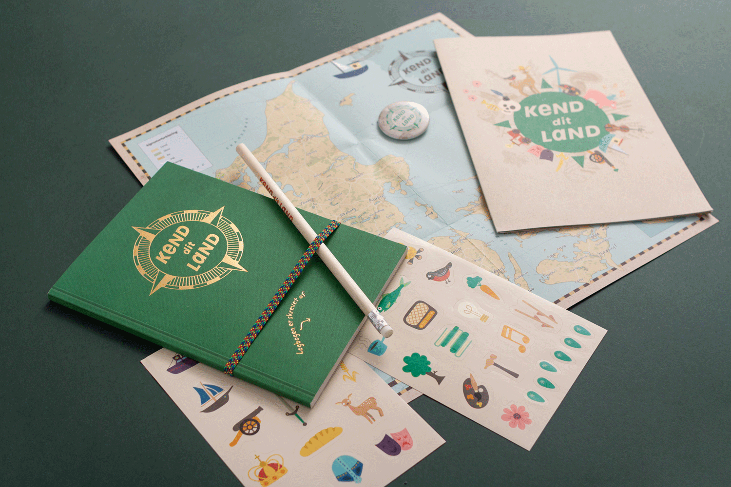 kend-dit-land-grafisk-design-bogdesign-malene-hald-grafiker-1